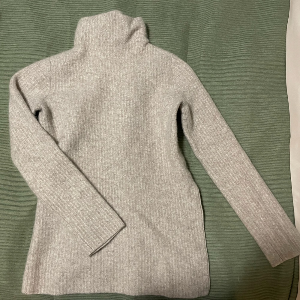 Vince cashmere wool sweater